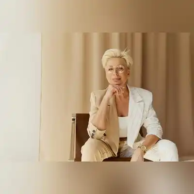 穆春璟